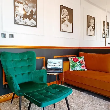 公寓 Zwirki - Apartamentylove, Prywatny Parking, Centrum, Nowoczesny, Self Check - In, F-vat *