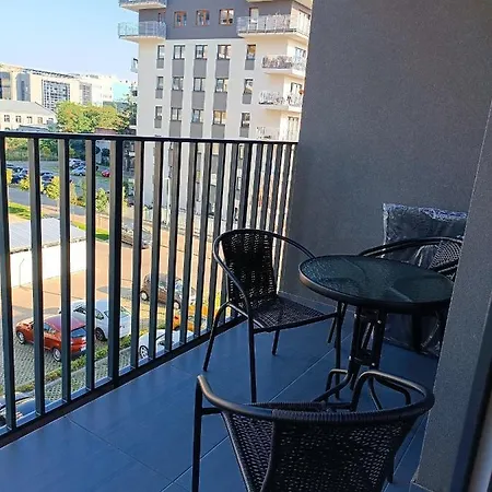 Apartamentylove - żwirki, Prywatny Parking Opcjonalnie Apartament Łódź