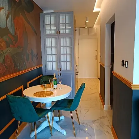 Apartamentylove - żwirki, Prywatny Parking Opcjonalnie Łódź