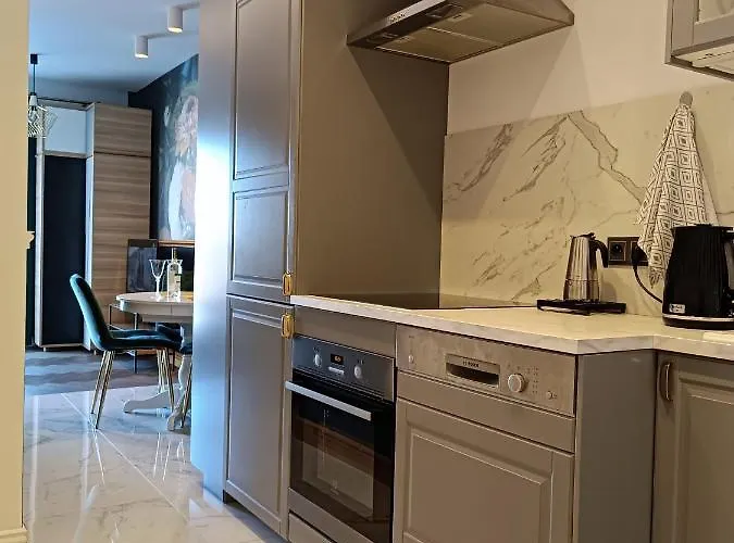 Apartamento Zwirki - Apartamentylove, Prywatny Parking, Centrum, Nowoczesny, Self Check - In, F-vat Łódź