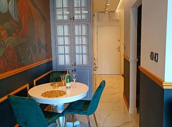 Zwirki - Apartamentylove, Prywatny Parking, Centrum, Nowoczesny, Self Check - In, F-vat Łódź