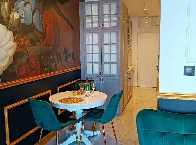 Zwirki - Apartamentylove, Prywatny Parking, Centrum, Nowoczesny, Self Check - In, F-vat